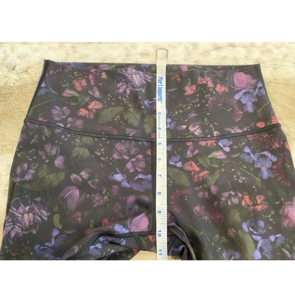 Lululemon Wunder Under Crop (Hi-Rise) (Full-On Luxtreme 21") Frozen Flourish - Picture 9 of 12